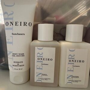 ONEIRO Sunchasers Travel Body Wash + Shampoo + Conditioner Set - White